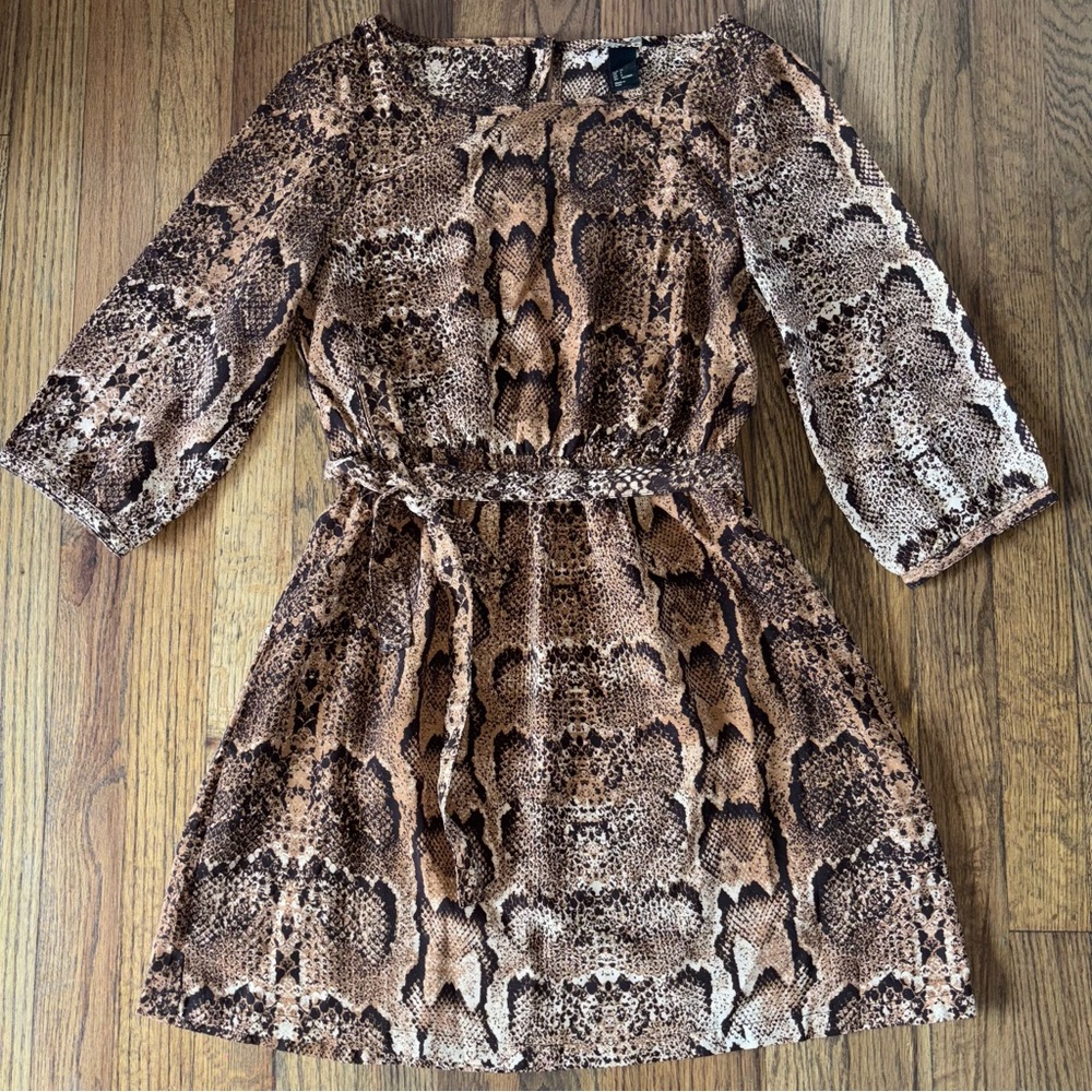 H&M Dress Women’s Snakeskin Print Belted 3/4 Sleeve Size 6 - Picture 11 of 13